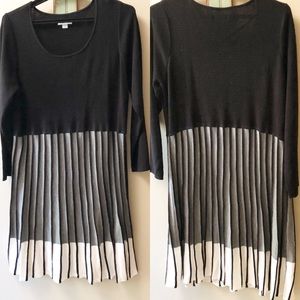 Calvin Klein Long Sleeved Pleated Sweater Dress 2X
